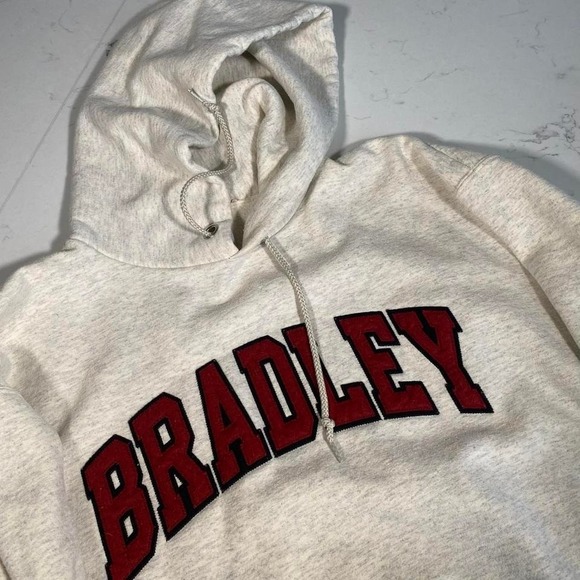 Champion Bradley University Hoodie Size‎ Large  Red Logo Sweatshirt Pullover - Picture 1 of 7